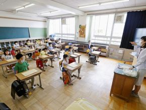 School restarts picking up in Japan amid lingering coronavirus fears