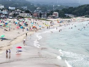 Tokyo are likely to have no beach huts