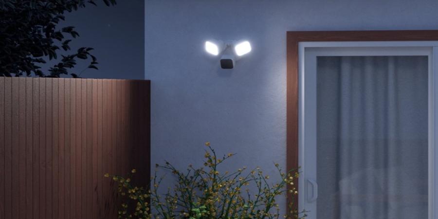 Amazon sheds some light on your would-be intruders with Blink Floodlight